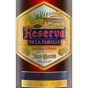 Jose Cuervo Tequila Reserva de la Familia Extra Añejo