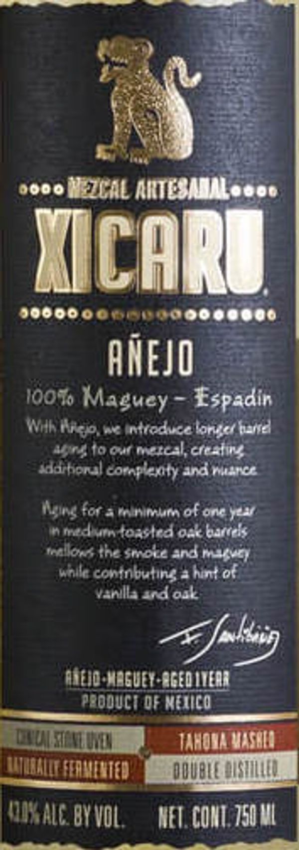 Xicaru Mezcal Añejo